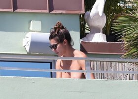 Elisabetta-Canalis-Nude-8-The-Fappening-Blog.jpg