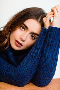 Lily Collins.jpg