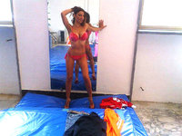 cecilia-capriotti-bikini-2013-jump-stasera-mi-tuffo-twitter-1.jpg
