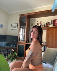 LoveThreads.Net_457327881_18046823563905290_5666526480598370793_n.jpg