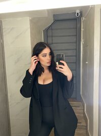 LoveThreads.Net_412612752_722361666498729_8818220584155938987_n.jpg