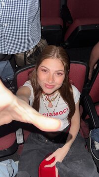 nickypassarella_1736065016_6978073057.jpg