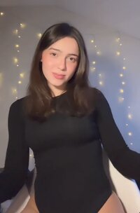 Screenshot_2025-01-24-18-38-51-53_1c337646f29875672b5a61192b9010f9.jpg