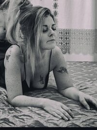 11351220-b063fd77bc386cc50cde1aac3e551f87.jpg