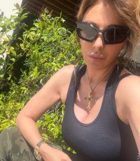 sabrinasalernofficial_1746029329_3622279010810269562_262830901.jpg