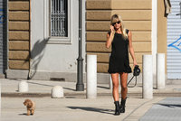 Michelle_Hunziker_Walking_the_Dog_in_Milan_August_29_2013_06-08312013153623000000.jpg