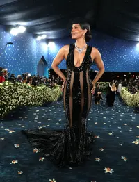 HALLE BERRY4.webp