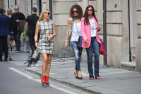 20130926-Federica-Panicucci-out-in-milan-25.jpg