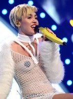 Miley-Cyrus-8.jpg