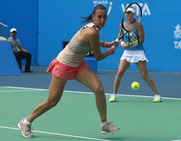Martina+Hingis+2014+Dongfeng+Motor+Wuhan+Open+q5fhKaH8gcPx.jpg