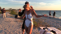caroline-wozniacki-and-ronda-rousey-behind-the-tanlines-captiva-island-si-swimsuit-2015-1.jpg