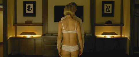 Rosamund (6).jpg