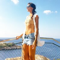 989540547_tduid300003_GioiaMarzocchiinBikiniaIbiza_25agosto2014_FV005_122_113lo.jpg