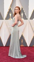 Sophie-Turner-Galvan-Gown-Oscars-201663.jpg