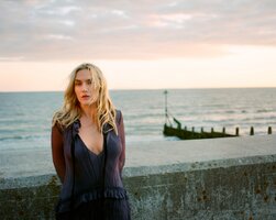 1118full-kate-winslet (13).jpg