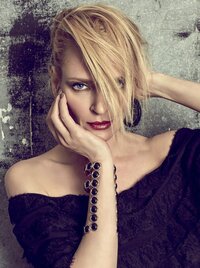 599full-uma-thurman.jpg