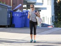 Reese-Witherspoon-in-Black-Tights--01.jpg