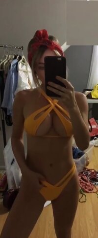 CelebsFlash.com_SJU_Bikini_082317__5_.jpg