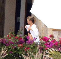 60335544_jennifer-aniston_29122017p_19.jpg