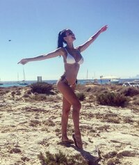 Paola-Di-Benedetto-Feet-3192921.jpg