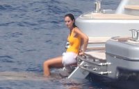 Silvia-Toffanin-at-a-luxury-yacht-in-Portofino-11.jpg