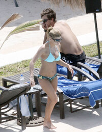 fergie im bikini 26.jpg