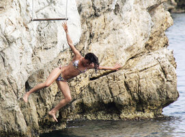 michelle rodriguez in bikini 32.jpg