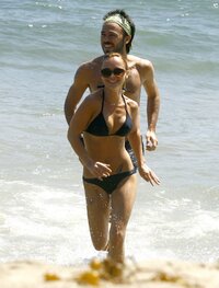 christina ricci in bikini 18.jpg