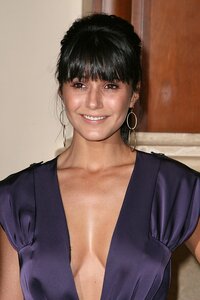 emmanuelle chiriqui alla prima 05.jpg