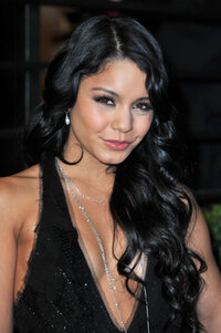 vanessa hudgens al oscar party 04.jpg