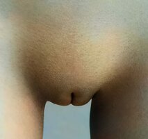 Emily-Ratajkowski-Nude-Treats-color-thefappeningblog.com-1-scaled.jpg