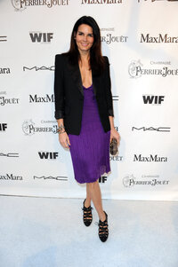 angie harmon al gala 01.jpg