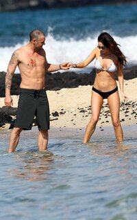 megan fox in bikini 08.jpg