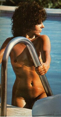 marina marfoglia in playboy 05.jpg