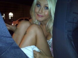 julianne hough in twitter 01.jpg