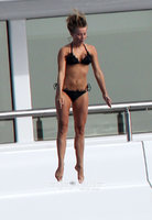 julianne hough in bikini nero 31.jpg