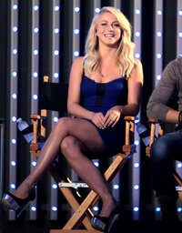 julianne hough al talk 02.jpg