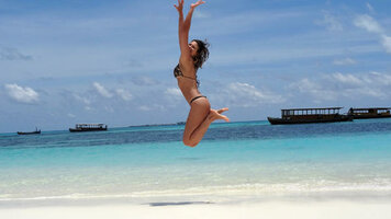 natalie kriz in bikini 04.jpg