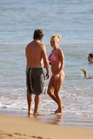 pamela anderson in bikini 02.jpg