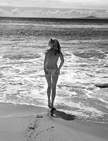 Kate-Moss-by-Mario-Sorrenti-5.jpg