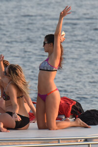nina dobrev in xacht 14.jpg