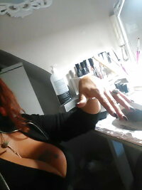 112_190536070.jpg