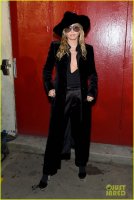 miley-cyrus-ansel-elgort-tom-ford-nyfw-show-01.jpg