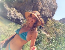 elisabetta pellini in bikini 13.jpg