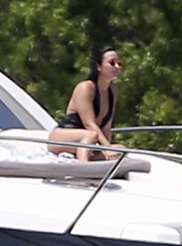 demi lovato in yacht 03.jpg
