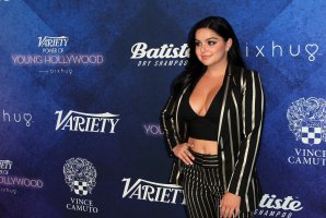 ariel winter al gala 20.jpg