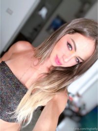 giselly angel viso 2.jpg