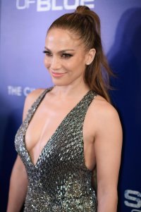 jennifer lopez al gala 16.jpg