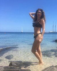 maria monse in bikini 02.jpg