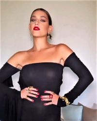 Gaia a Venezia 78 (1).png